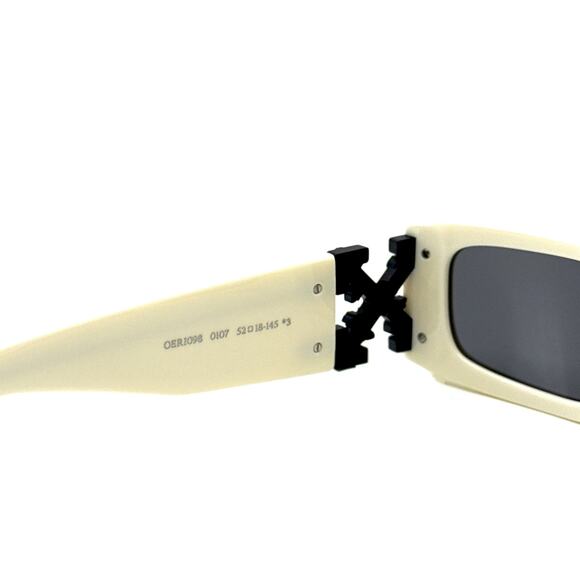 New, OFF-WHITE Sunglasses Roma OERI098 0107 Authentic - Picture 10 of 13